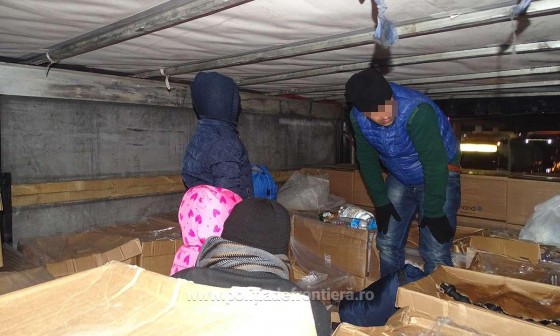 1513068586203-1773-S4