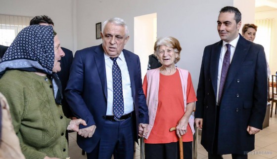 25532011_1549325121818125_330736089884505678_o