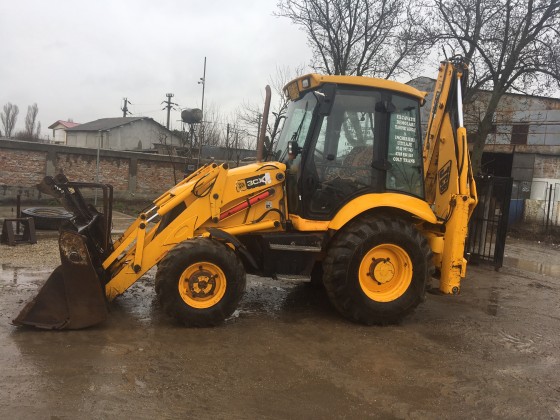 de-vanzare-buldoexcavator-jcb