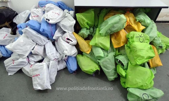 1516610734377-1904-S4