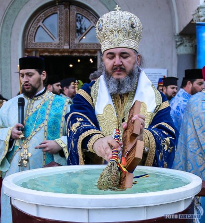 26167887_747048658828502_570126748285666478_n