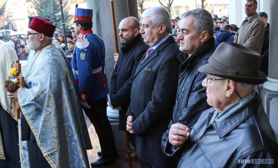 26233080_747048642161837_8279961201291824965_o