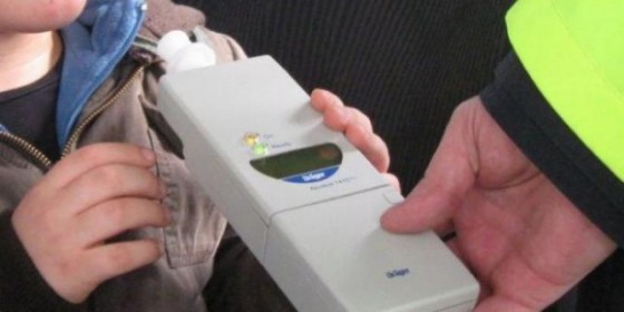 un-sofer-din-dej-a-intrat-cu-duba-in-sant-intr-un-accident-la-nicula-etilotestul-n-a-mintit