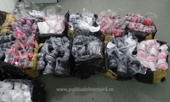 1518768187379-2067-S4