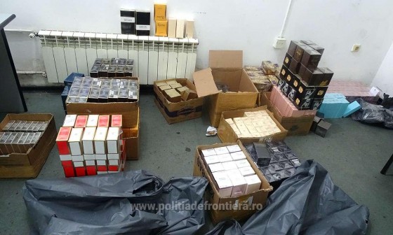 151876818993-2069-S4