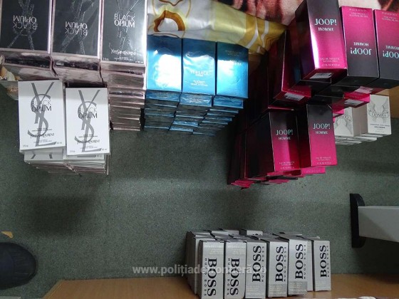 1519202324362-2082-S4