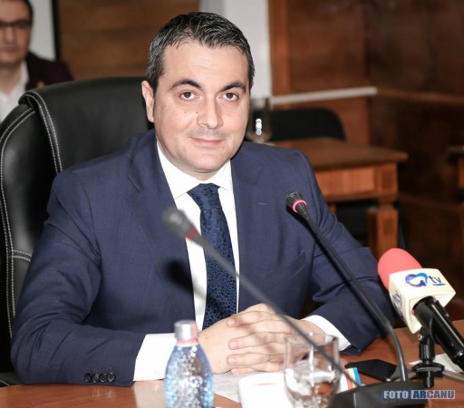 29432346_782554655277902_8446992694500130816_n