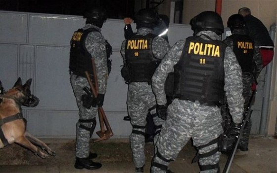 mascati-perchezitii-noapte-e1484612728567-800-x-501