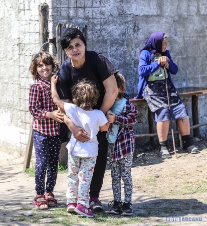 30441347_792790440920990_812892358281527296_n