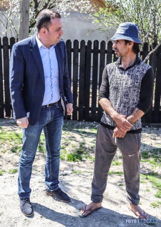 30571325_792790770920957_7815330879319834624_n