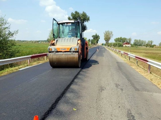 40273290_1835965293154105_6088643735862640640_n