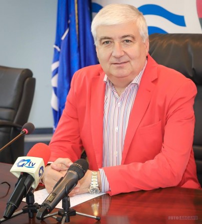 40993462_907091769490856_5966745941162590208_n