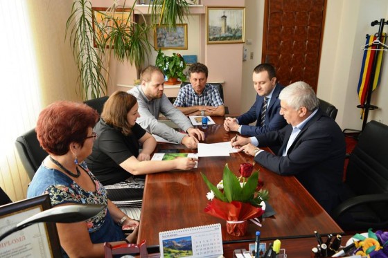 41106061_1072722476222640_7185237762289696768_n (1)