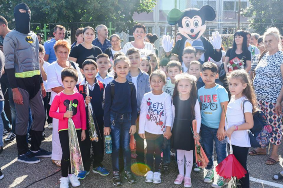 41481246_1983654265267414_8261383299096641536_n