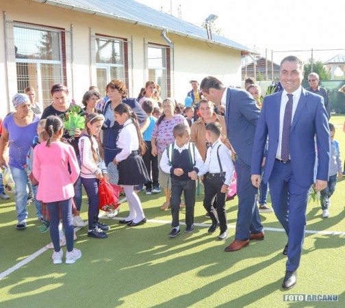 41530570_1849382125145755_4535842389243199488_n