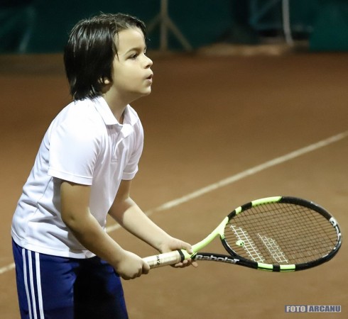 44451585_930318630501503_1579028225110048768_n