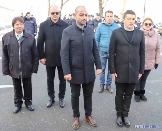 48393892_966622183537814_2905292238961508352_n