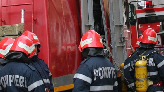 pompieri_incendiu_foto_isu_ziuaconstanta_ro