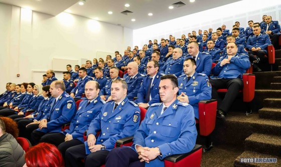 49213068_2102847763109954_8156082293115453440_n