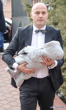 52695042_1004888186377880_4525483701219360768_n