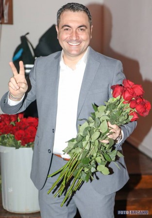 53459143_1012386468961385_665580653680525312_n