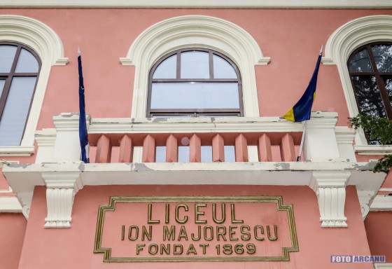 57253476_1032432143623484_2778583247666282496_o