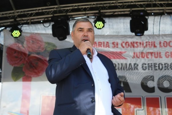 breazu-ziua-comunei-560x373