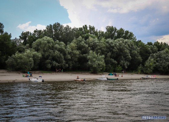 67056503_1097840423749322_2160466831624634368_o