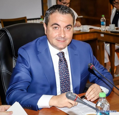 67225208_2303824866368143_8366262328835964928_n