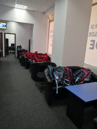 69774965_125186755494681_2615696570015809536_n