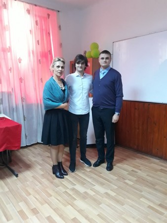 74389405_2434175936904501_4385055291595554816_n