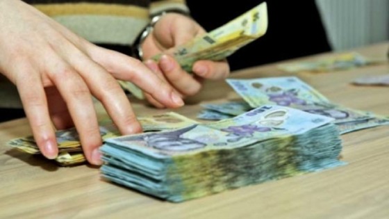 se-dau-bani-de-la-stat-pana-la-1-decembrie-cine-se-incadreaza-si-ce-sume-vor-primi-315435