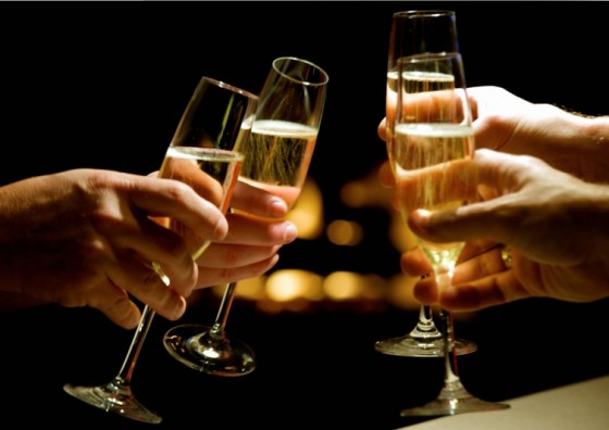 petrecere-sarbatoare-pahare