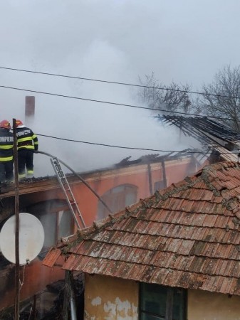 78748264_545811516270565_6982476943270608896_n