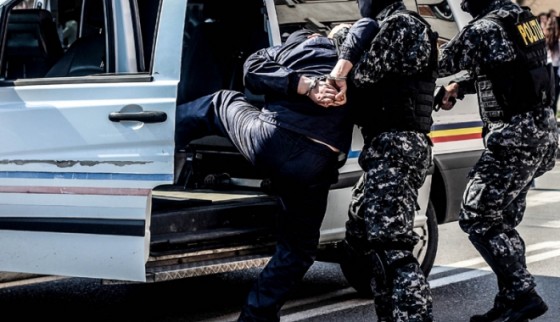 perchezitii-1491496138