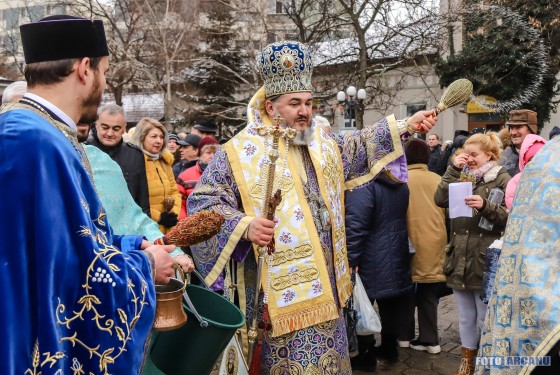 5F5E5DB6-8515-48A1-8649-C845D520F6AE