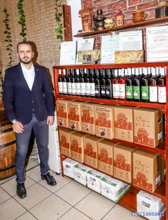 73271154_1167848283415202_432300690409259008_o